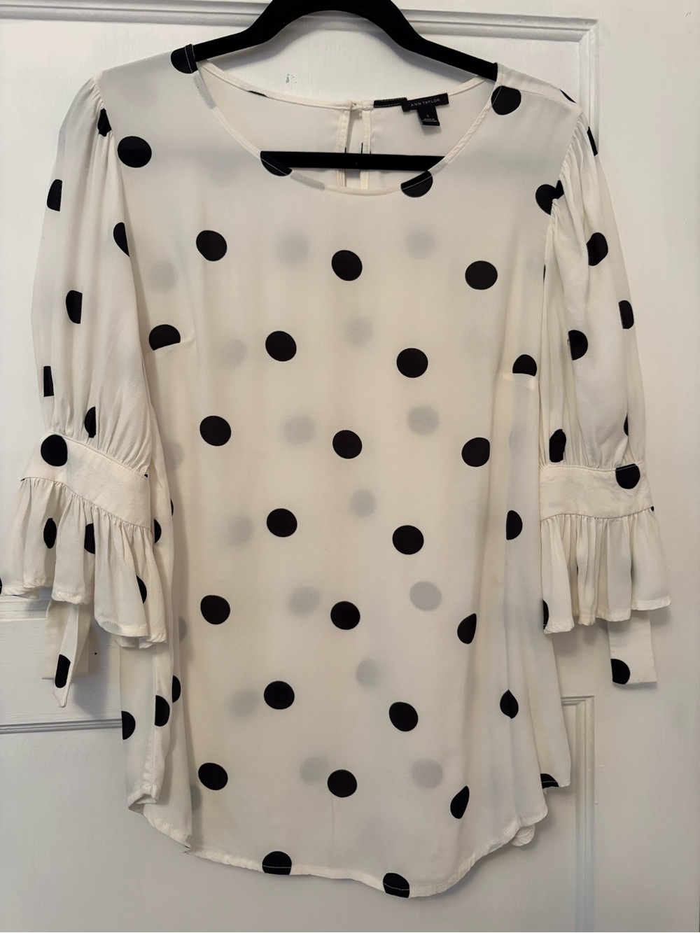 Ann Taylor Black White Polka Dot Ruffle Blouse Top Small
